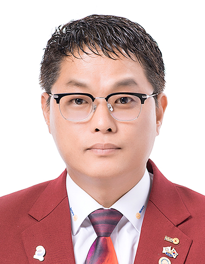 남신 이옥우